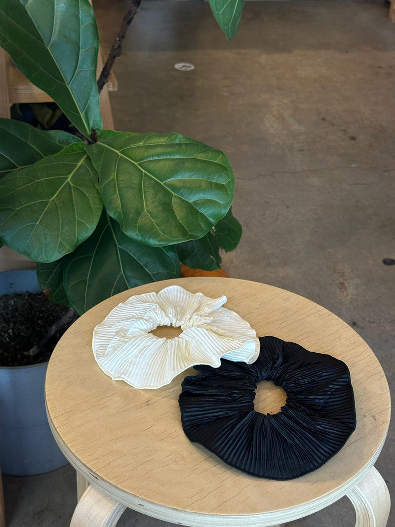 Jane Pleated Scrunchie