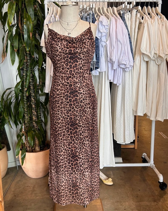 Amanda Leopard Maxi Dress