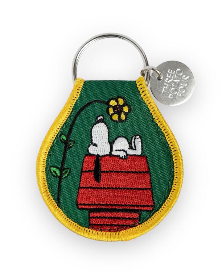 3P4 x Peanuts® - Snoopy Doghouse Flower Patch Keychain